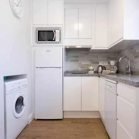 Apartment Sunnyland Martianez 1 *